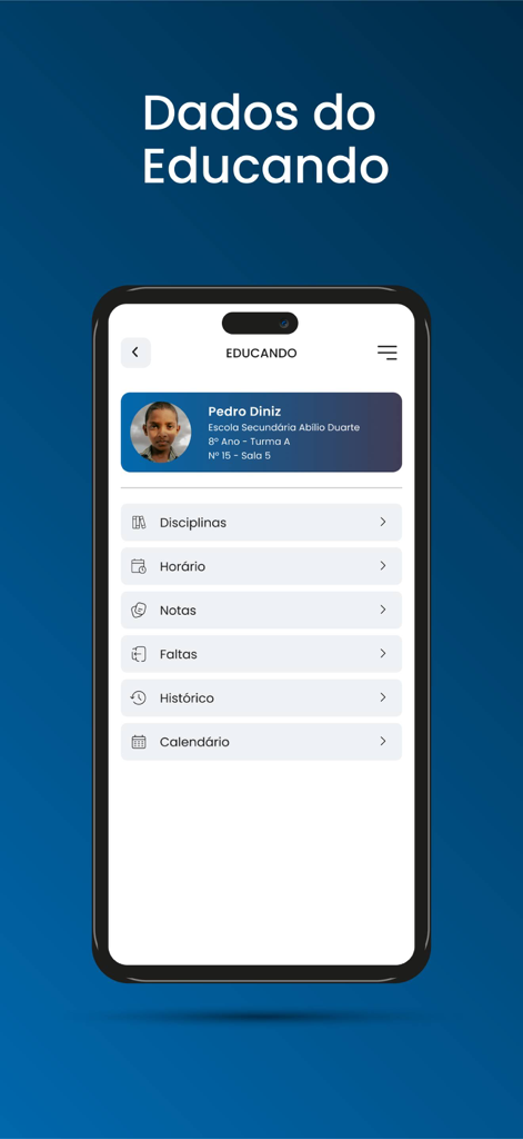 eSkola - eSkola モバイル アプリの画面。成績、スケジュール、出欠のメニュー オプションがある生徒のプロファイルが表示されます。