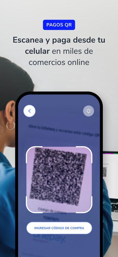 Aplicación móvil Mi Banco Chile mostrando el escáner de código QR para pagos en línea