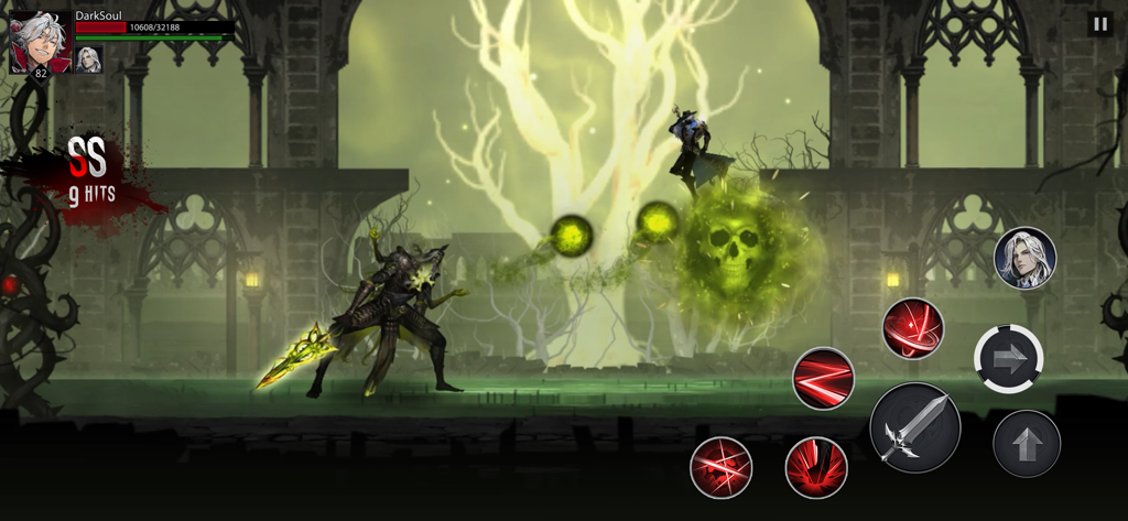 Shadow Slayer: Demon Hunter - Hero character engaging in a boss battle in Shadow Slayer Demon Hunter