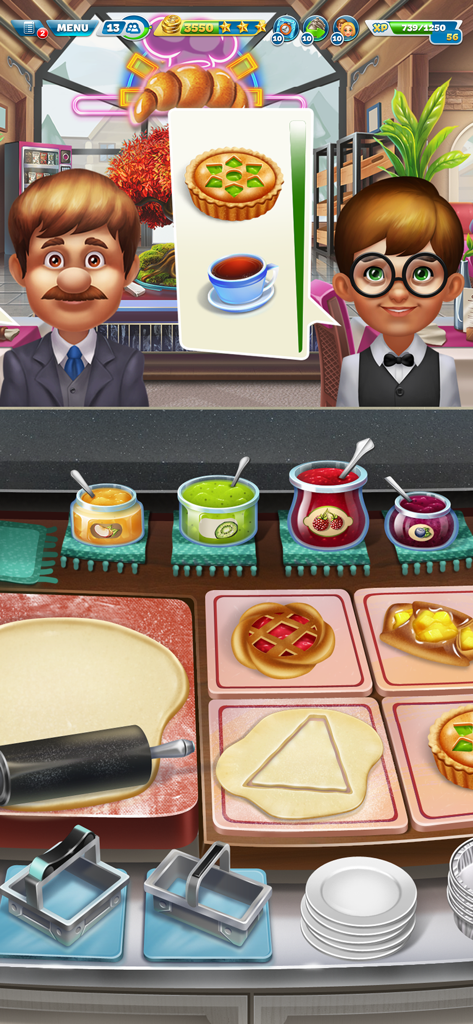 クッキングフィーバーのゲームプレイ画面。ベーカリーのカウンターで、顧客がタルトとコーヒーを注文しており、プレイヤーがペイストリー生地を準備しています。