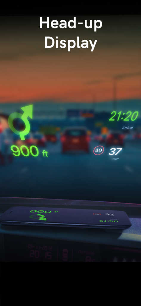 Función Head-up Display de Navegación GPS Sygic reflejando indicaciones de conducción en el parabrisas del coche por la noche