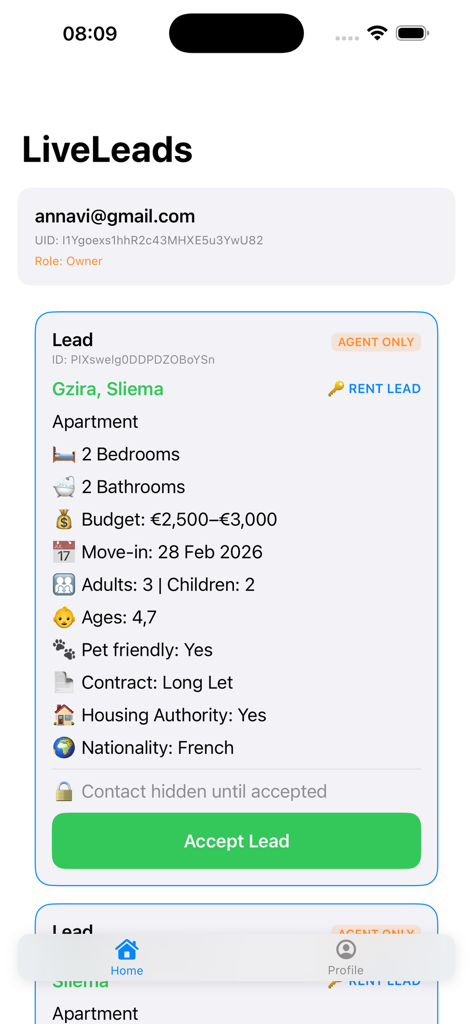 A detailed property lead card in the LiveLeads app showing rental preferences and an Accept Lead button.