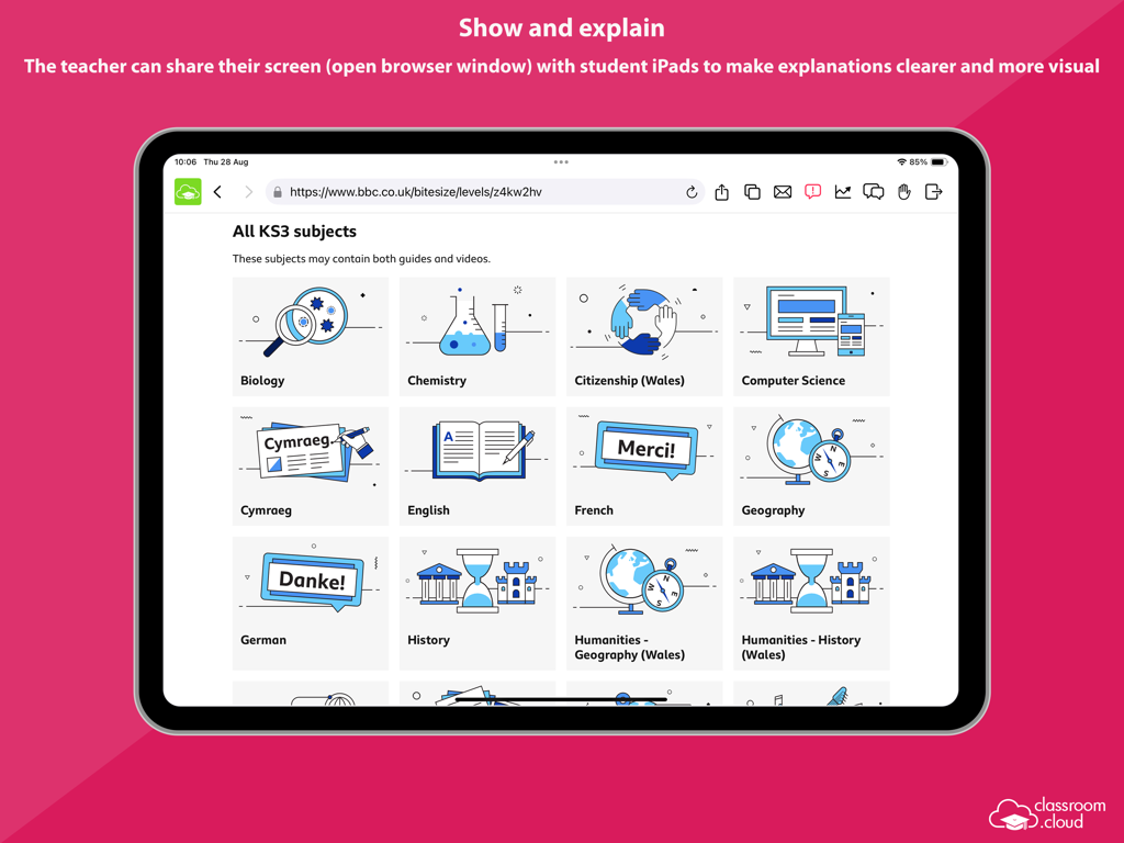 classroom.cloud Student - Teacher sharing an educational website screen with student iPads for classroom explanations