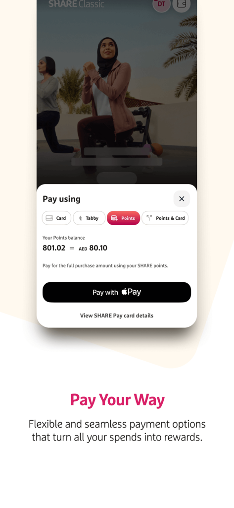 モバイルアプリ画面、Apple Payやロイヤリティポイント交換を含む様々な支払い方法を表示