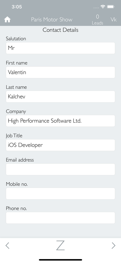 Zuant - Interface do aplicativo Zuant exibindo um formulário digital para capturar informações de contato de leads em uma feira.