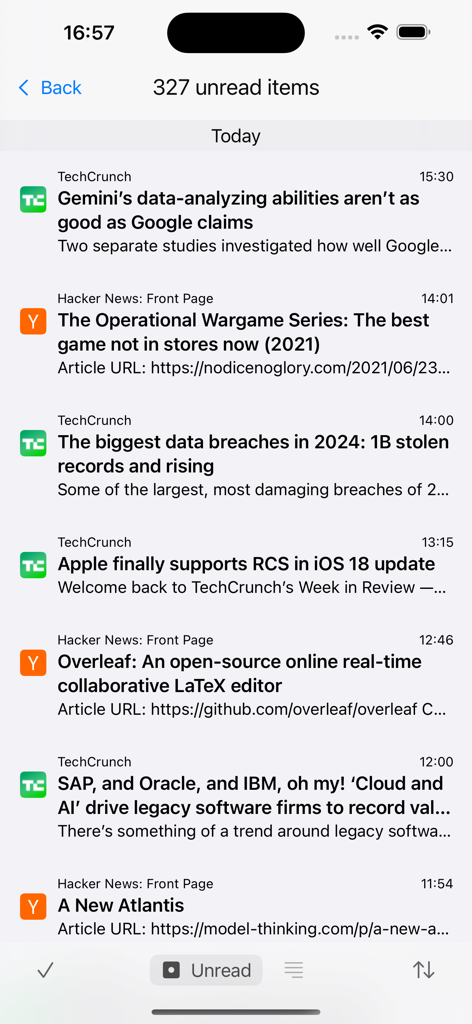 Feed Fluent app interface showing a list of unread RSS articles from TechCrunch and Hacker News