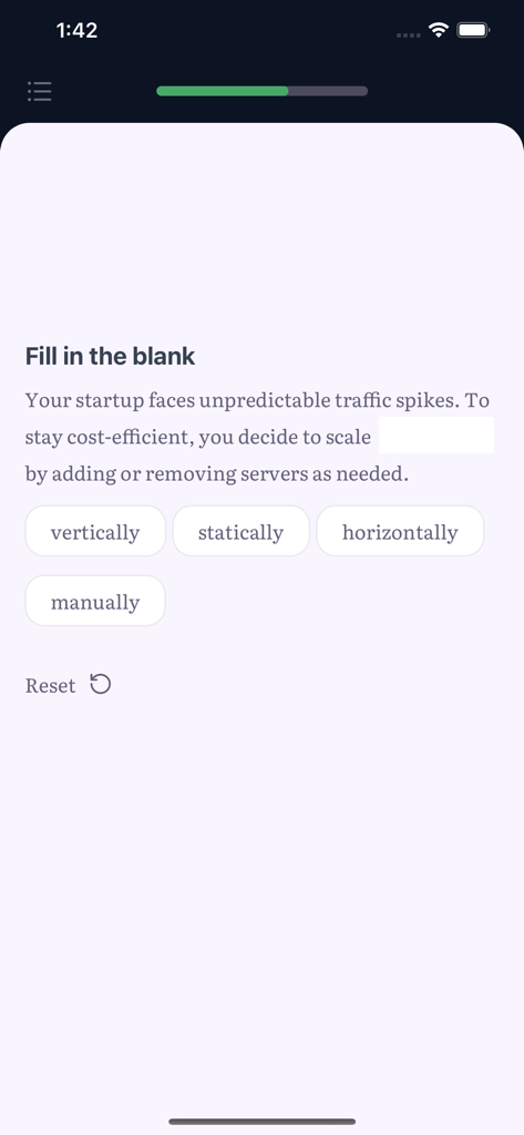 Educative Go - Pregunta interactiva de completar el espacio en blanco sobre escalado de servidores en la aplicación Educative Go