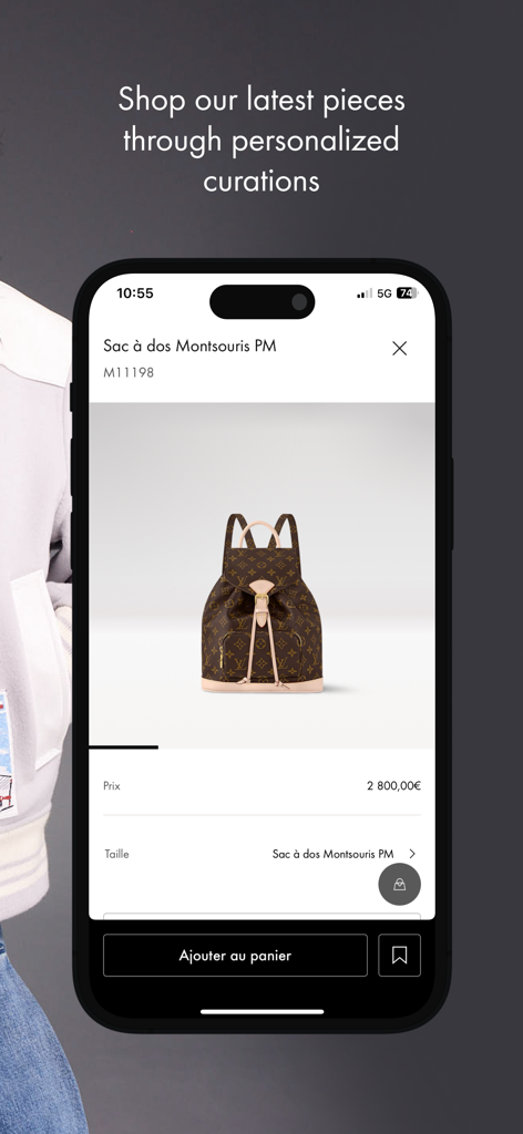 Uma interface de aplicativo móvel Louis Vuitton mostrando a mochila Montsouris PM com preço e botão de adicionar ao carrinho.