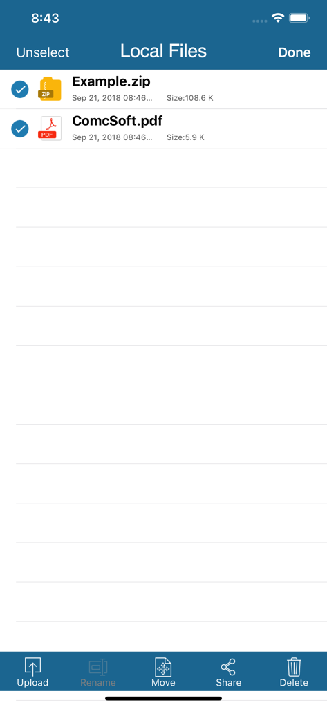 Gestión de archivos locales en la aplicación iTransfer mostrando documentos zip y pdf seleccionados con opciones de carga y movimiento