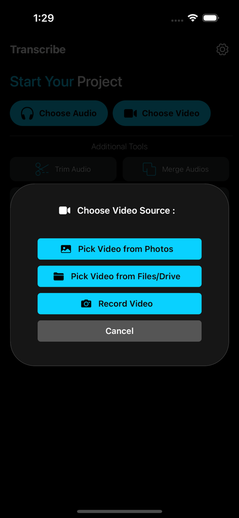 사진, 파일에서 동영상 선택 또는 동영상 녹화 옵션이 있는 Transcribe 앱의 팝업 메뉴.