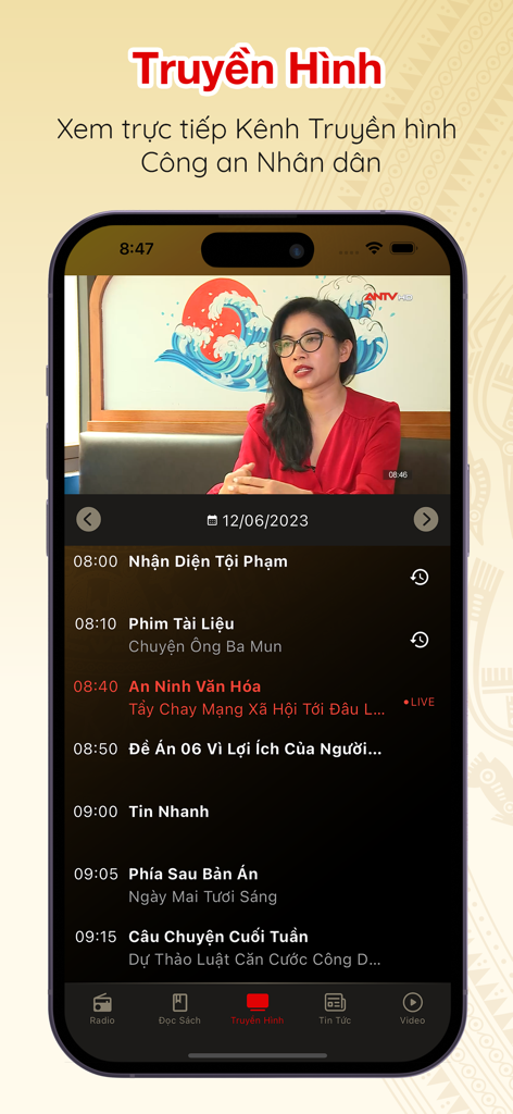 Interface of ANTV Go app showing a live television player and daily program schedule in Vietnamese.