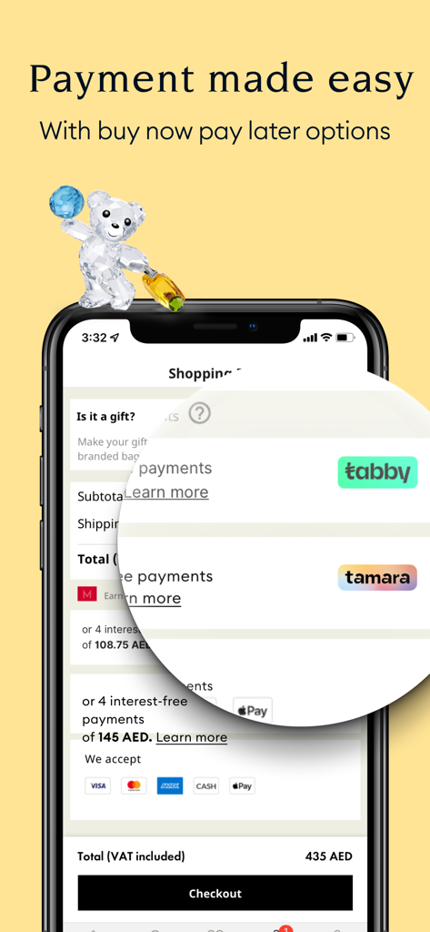 Swarovski KSA, UAE, Kuwait - Tabby 및 Tamara의 할부 옵션과 표준 결제 방법을 보여주는 스와로브스키 앱 결제 화면