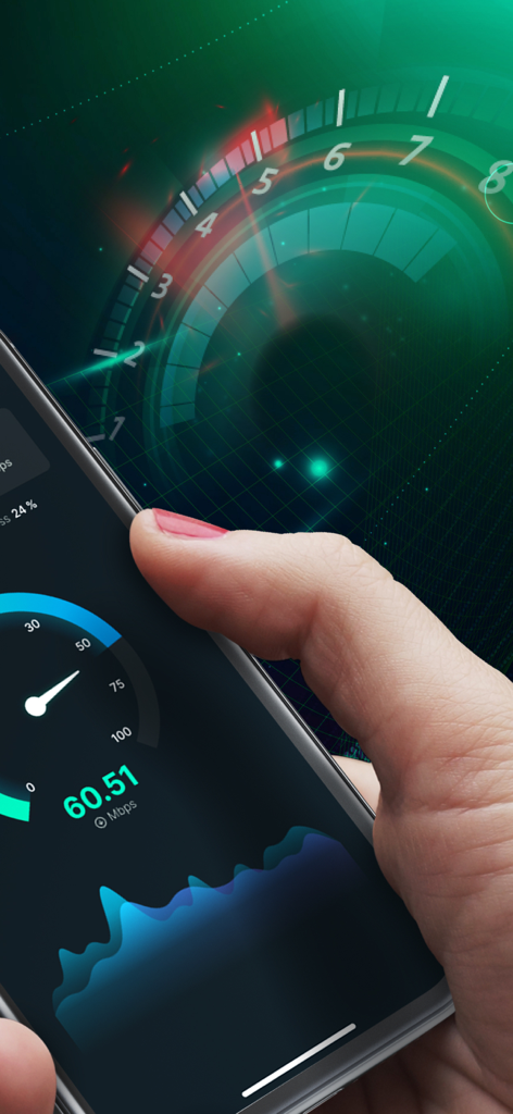 속도계와 성능 그래프가 있는 인터넷 속도 테스트 결과가 표시된 스마트폰을 들고 있는 사람