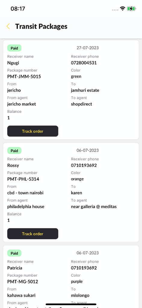 Pickup Mtaani - Una pantalla móvil que muestra una lista de paquetes en tránsito con detalles del destinatario y opciones de seguimiento en la aplicación Pickup Mtaani