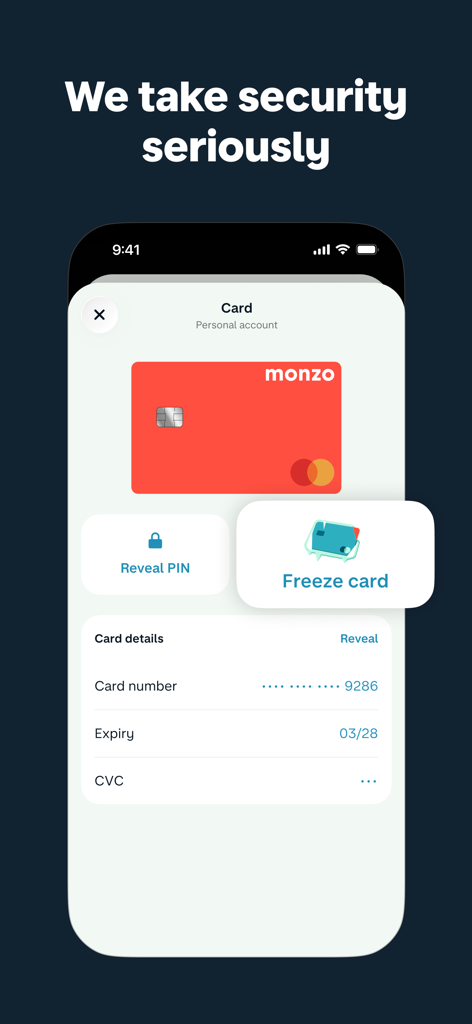 Monzo - Mobile Banking - Interface do aplicativo Monzo mostrando opções de segurança do cartão, incluindo bloqueio de cartão e revelação de PIN.