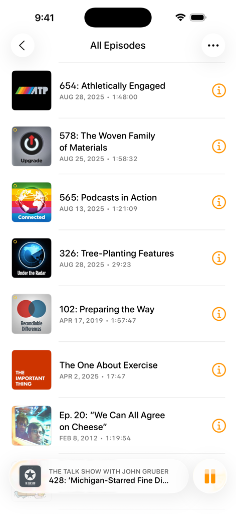 Overcast - Elenco di episodi podcast nell'interfaccia dell'app Overcast