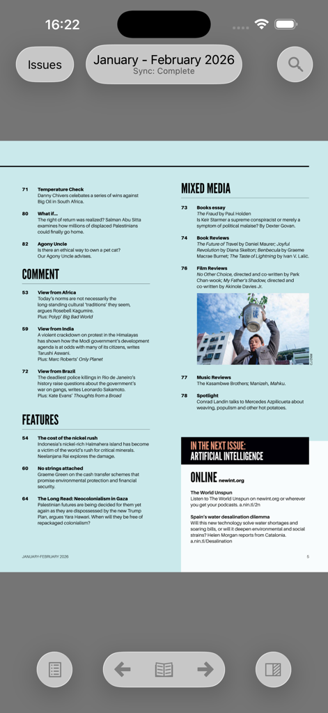 New Internationalist & Archive - Eine digitale Inhaltsseite des Magazins in der New Internationalist App, die globale Nachrichtenartikel anzeigt.