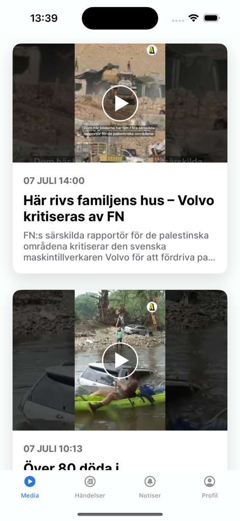 Interfaccia dell'app mobile Alerto che mostra un feed di notizie multimediali con miniature video e titoli in svedese su incidenti locali.
