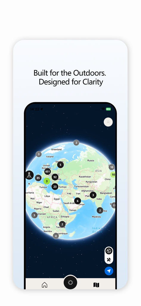 Breezy - Outdoor Weather Guru - Breezy 앱 인터페이스에 전 세계의 번호가 매겨진 아이콘으로 표시된 탈중앙화된 날씨 센서 네트워크를 보여주는 3D 지구본 표시
