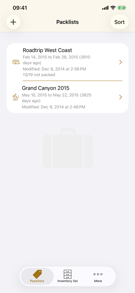Pack The Bag Pro - A list of travel packlists including a West Coast roadtrip and Grand Canyon trip in the Pack The Bag Pro app.