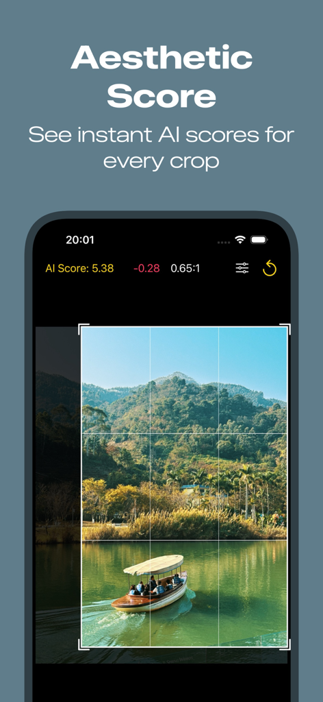 CropandGrade - Screenshot der CropandGrade-App, der eine KI-ästhetische Bewertung für einen Landschaftsfoto-Zuschnitt zeigt.