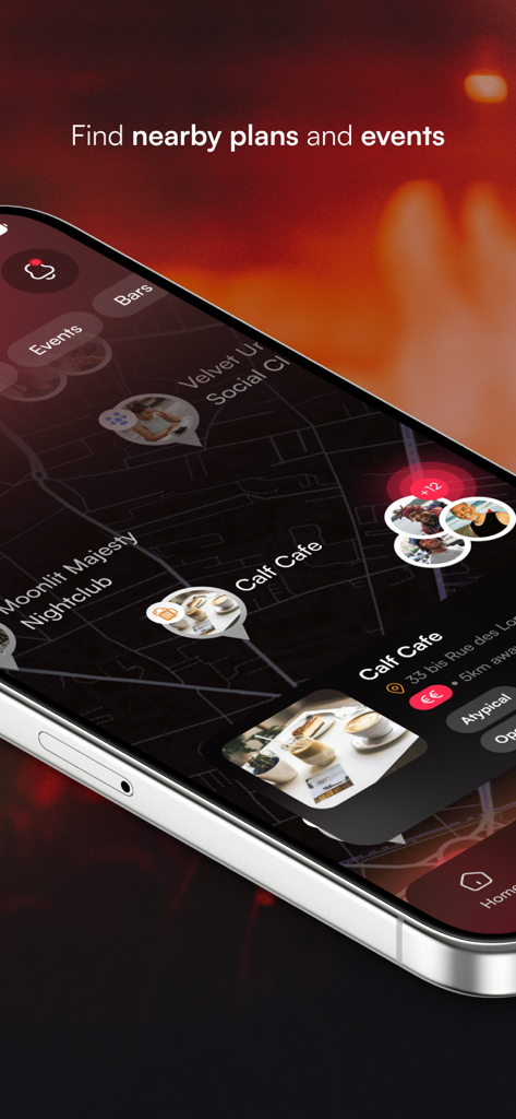 Interface de l'application mobile Nighters montrant une carte sombre avec des épingles pour des plans sociaux et des lieux locaux tels que des discothèques et des cafés