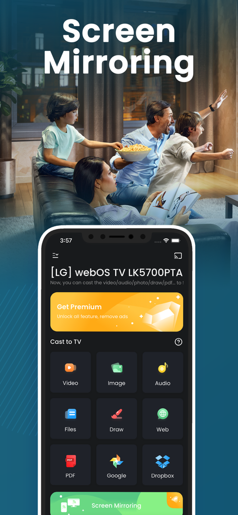 Interfaz de la aplicación de duplicación de pantalla del iPhone que muestra opciones para transmitir imágenes de video y archivos a un Smart TV con una familia observando al fondo