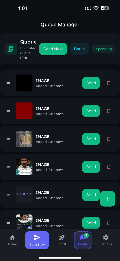 Livroll - Streak Booster - Livroll app queue manager interface showing a list of pending social media posts