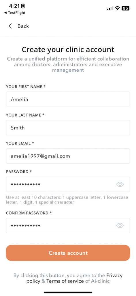 Registrierungsbildschirm zum Erstellen eines Klinik-Kontos in der Ai-Clinic-App mit Feldern für Name, E-Mail und Passwort