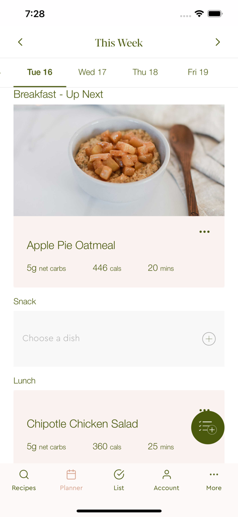 Welle Club - The Welle Club app meal planner interface displaying daily low carb recipes including Apple Pie Oatmeal and Chipotle Chicken Salad with macro counts