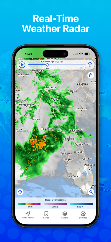 Mapa de radar meteorológico de alta definición en tiempo real que muestra la intensidad de la tormenta en un smartphone.