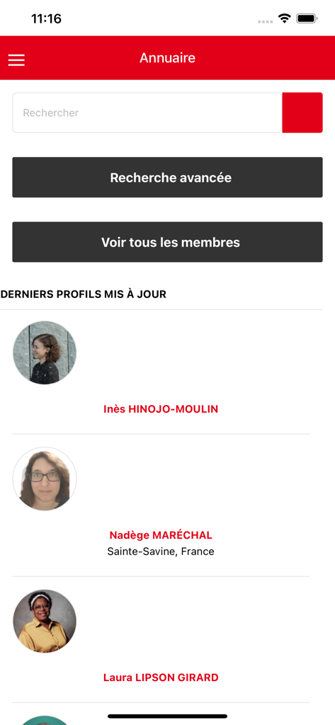 SFT - Pantalla del directorio de miembros de la aplicación SFT que muestra opciones de búsqueda y perfiles de traductores profesionales.