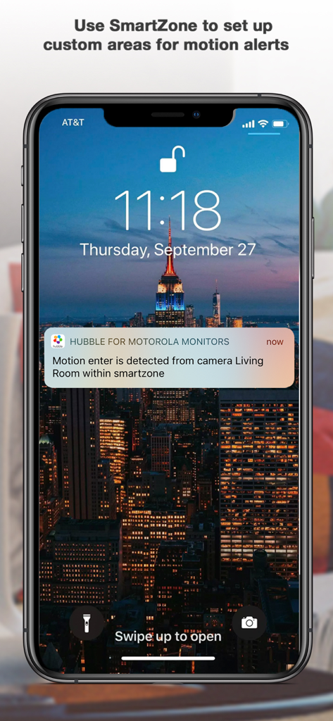 Pantalla de smartphone mostrando una notificación de detección de movimiento de la aplicación Hubble Connected