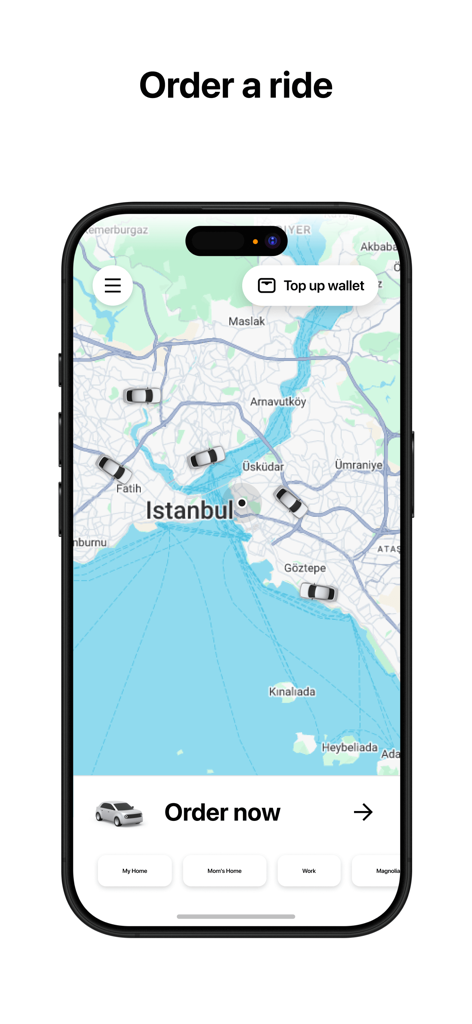 Taksicimアプリのインターフェースに、タクシーアイコンと注文ボタンのあるイスタンブールの地図が表示されています。