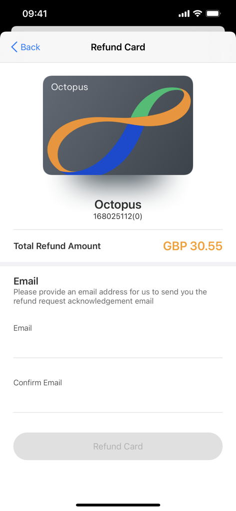 La pantalla de reembolso de la tarjeta en la aplicación Octopus for Tourists que muestra los campos de saldo y correo electrónico