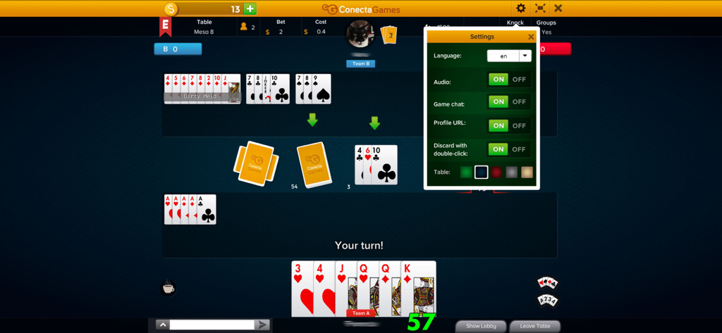 Gameplay screen of Buraco Aberto showing a card table with an open settings menu for language and audio options.