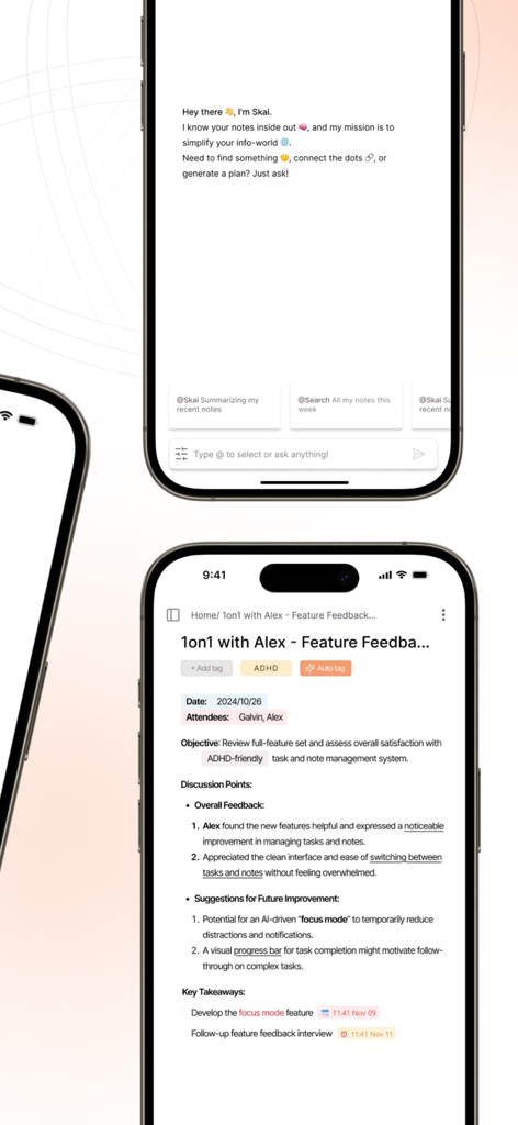 Interfaz de Saner.AI que muestra el chat del asistente de IA Skai y notas de reuniones organizadas con etiquetas para TDAH