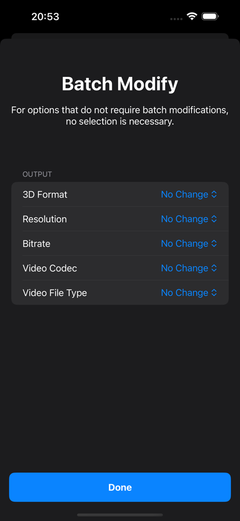 SpatialCamera - SpatialCameraアプリのバッチ変更設定画面。空間ビデオの出力フォーマットと解像度を調整します。