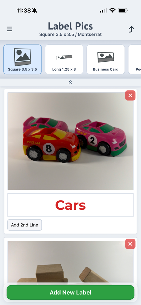 Interface do aplicativo Label Pics mostrando uma etiqueta fotográfica quadrada personalizada para carrinhos de brinquedo.