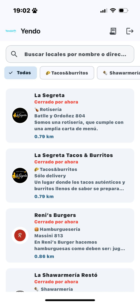 Yendo Clientes - Interface of Yendo Clientes app displaying local restaurants and food categories