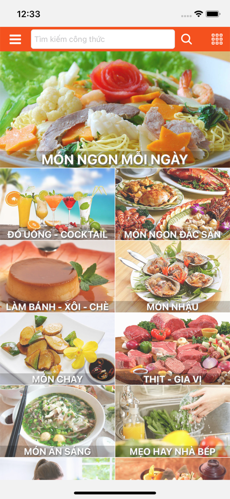 Home screen of the 365 mon an ngon moi ngay app showing various Vietnamese food categories like breakfast and vegetarian dishes.