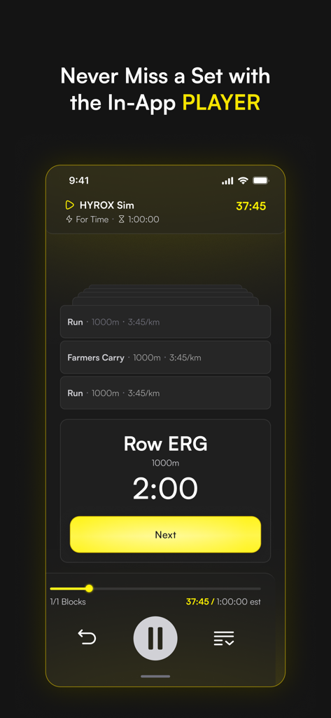 ROXFIT - ROXFITアプリ内ワークアウトプレイヤーのモバイルインターフェース。Row ERGのタイマーと次のエクササイズのリストが表示されたHYROXシミュレーションワークアウトを表示しています。