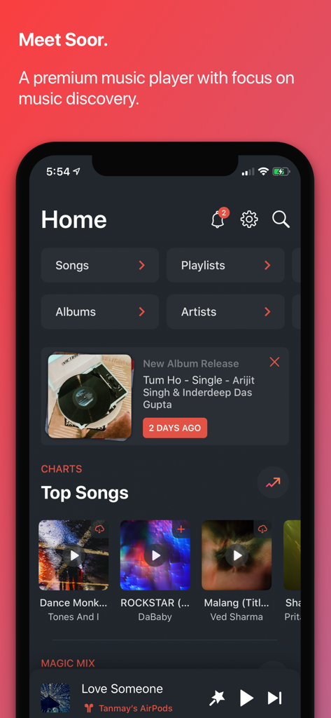 Schermata principale dell'app del lettore musicale Soor che mostra classifiche e nuove uscite
