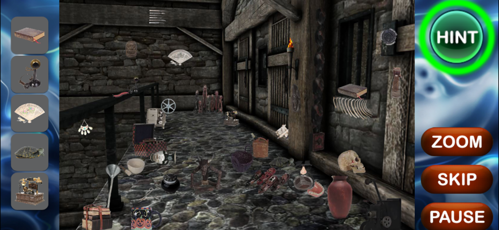 Haunted House Hidden Objects - Captura de pantalla del juego Objetos Ocultos Casa Embrujada que muestra una espeluznante habitación de piedra con varios objetos para encontrar y controles de juego como Pista y Zoom
