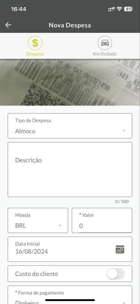 Tela do aplicativo móvel Lemontech para inserir uma nova despesa de negócios, incluindo captura de foto do recibo e detalhes da despesa