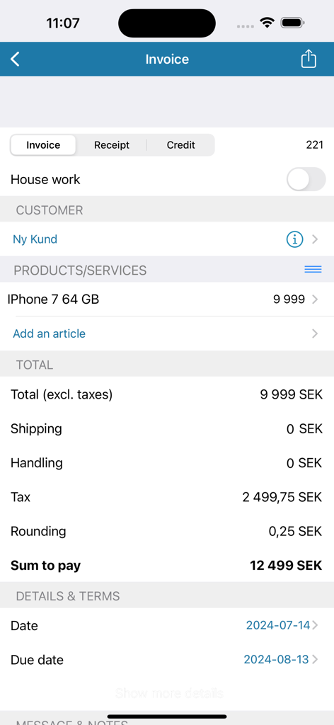 Interfaz de la aplicación móvil para crear una factura que muestra productos detallados y el total calculado con impuestos