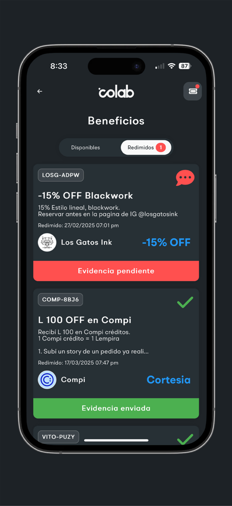 Colab app - Pantalla de la app Colab mostrando una lista de beneficios de marca canjeados y el estado de evidencia de colaboración.