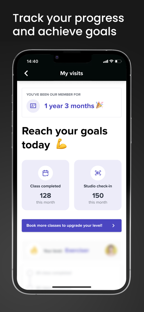 Glofox - Una schermata mobile dall'app Glofox che visualizza statistiche sui progressi del fitness, incluse le lezioni completate e i check-in nello studio.