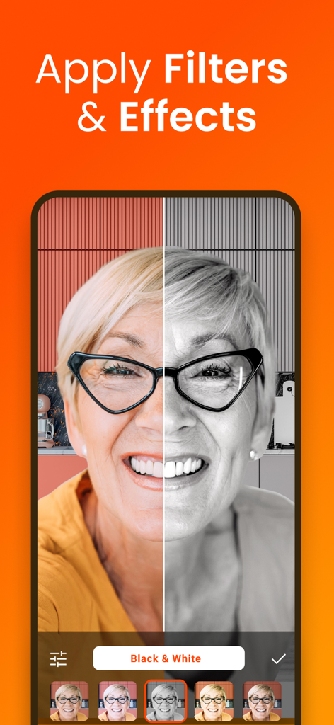 Teleprompter for Video - Split screen demonstration of black and white filter applied to a video recording in the app
