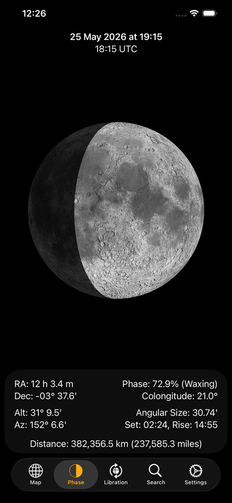 Moon Atlas - ムーンアトラスアプリの満ちていく月のフェーズの3Dレンダリング。天文データとナビゲーションアイコンが表示されます。